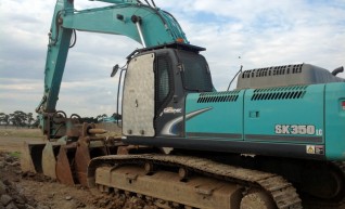  Year-2011, 35T Kobelco SK350-8 LC Excavator 1