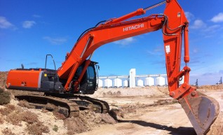 35 Ton Hitachi Excavator  1