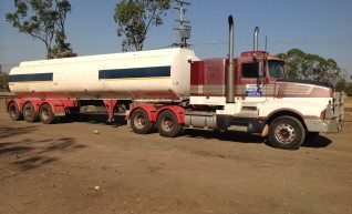 Kenworth T600 Water Tanker 1