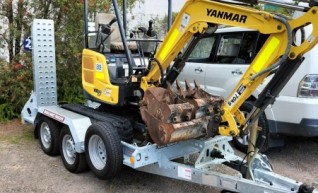 Mini excavator 1.7t YANMAR Vio17 / $180day DRY HIRE 1