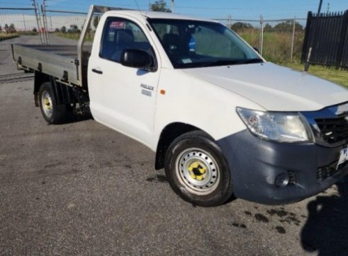 Toyota Hilux Workmate 2015-duplicate