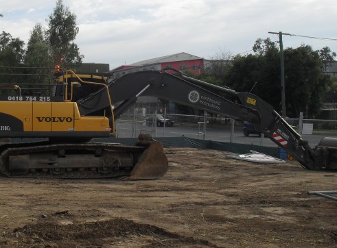 Volvo 21T Excavator - Full Mine Spec 1