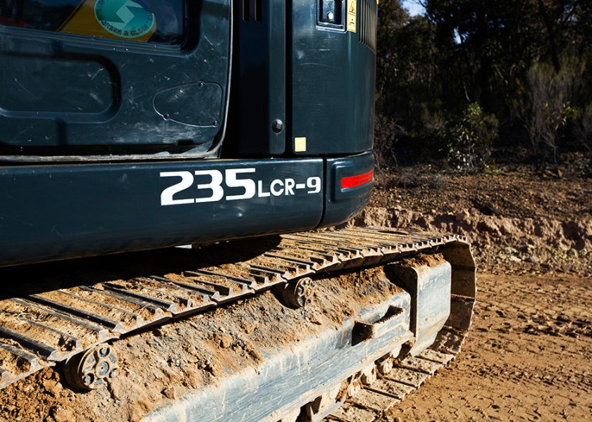 23T Zero Swing Excavator Hyundai R235LCR-9 3