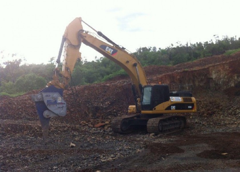 CAT 336 Excavator 3